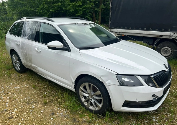 Skoda Octavia cena 18000 przebieg: 261000, rok produkcji 2019 z Oświęcim małe 22